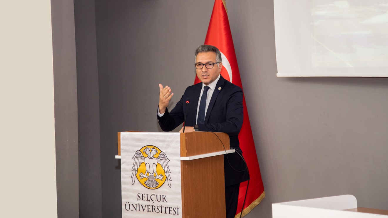 Mimarlık ve Tasarım Fakültesi Akademik Genel Kurul Toplantısı gerçekleşti